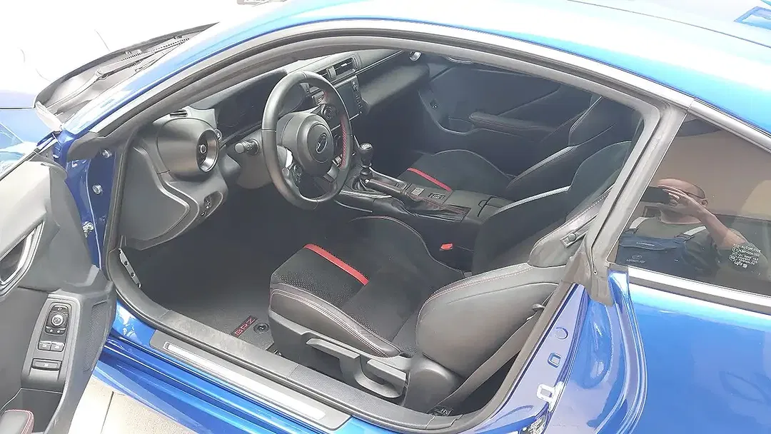 Subaru BRZ Sport - Thumbnail 6