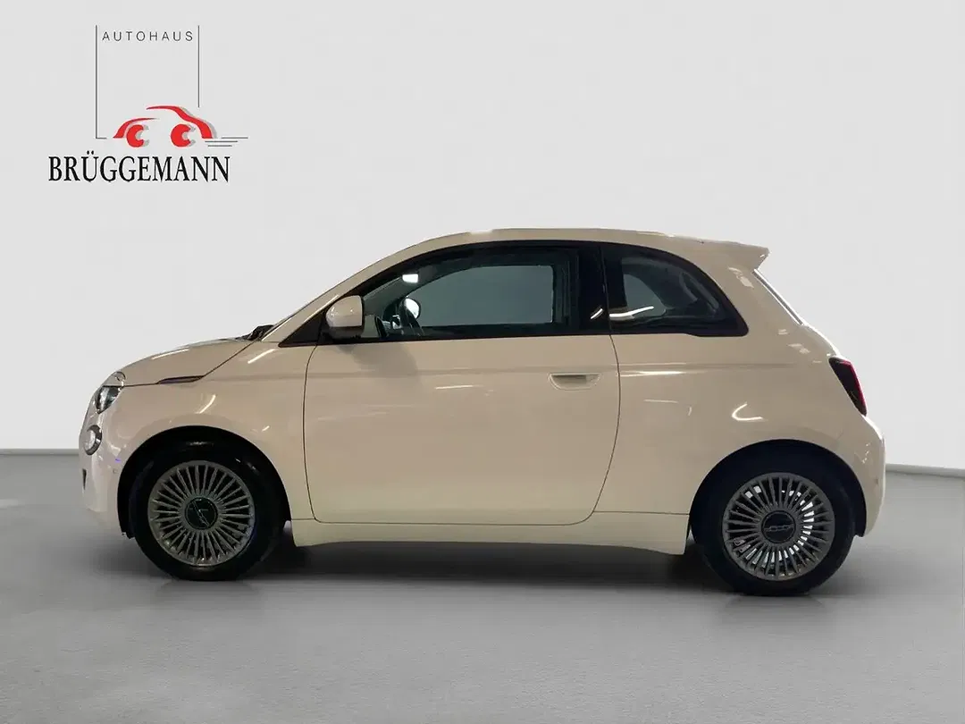 Fiat 500e - Thumbnail 3