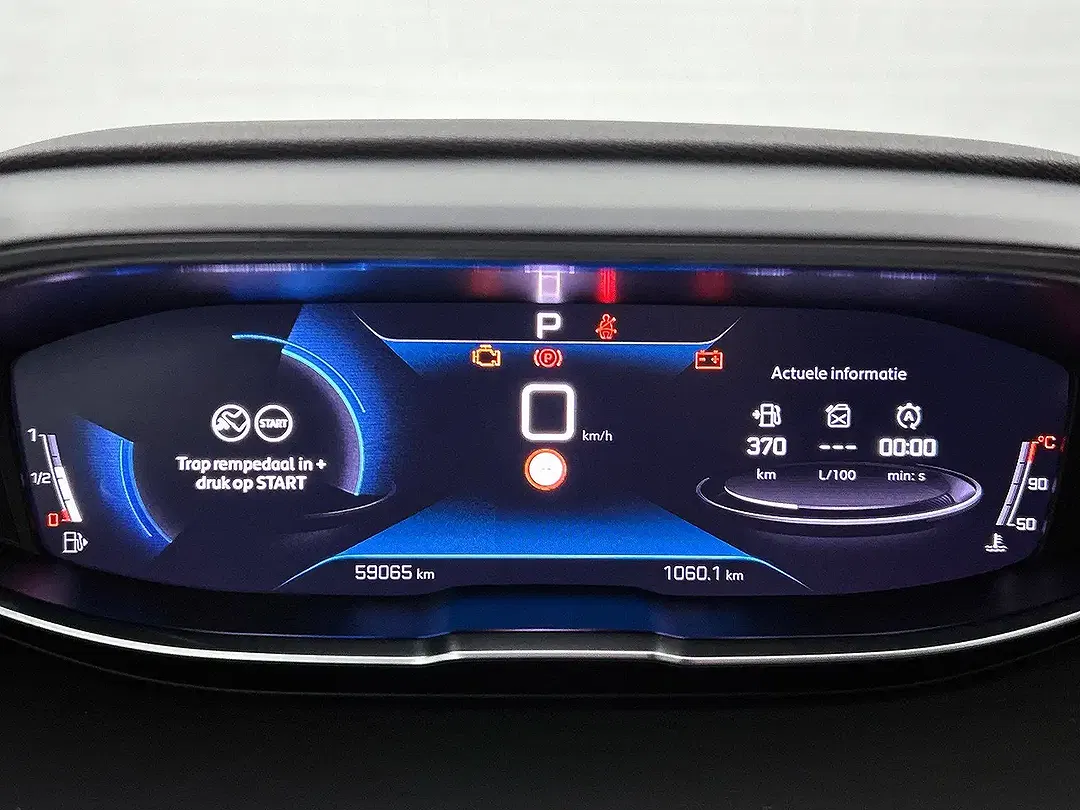 Peugeot 5008 PureTech Allure Pack - Thumbnail 24