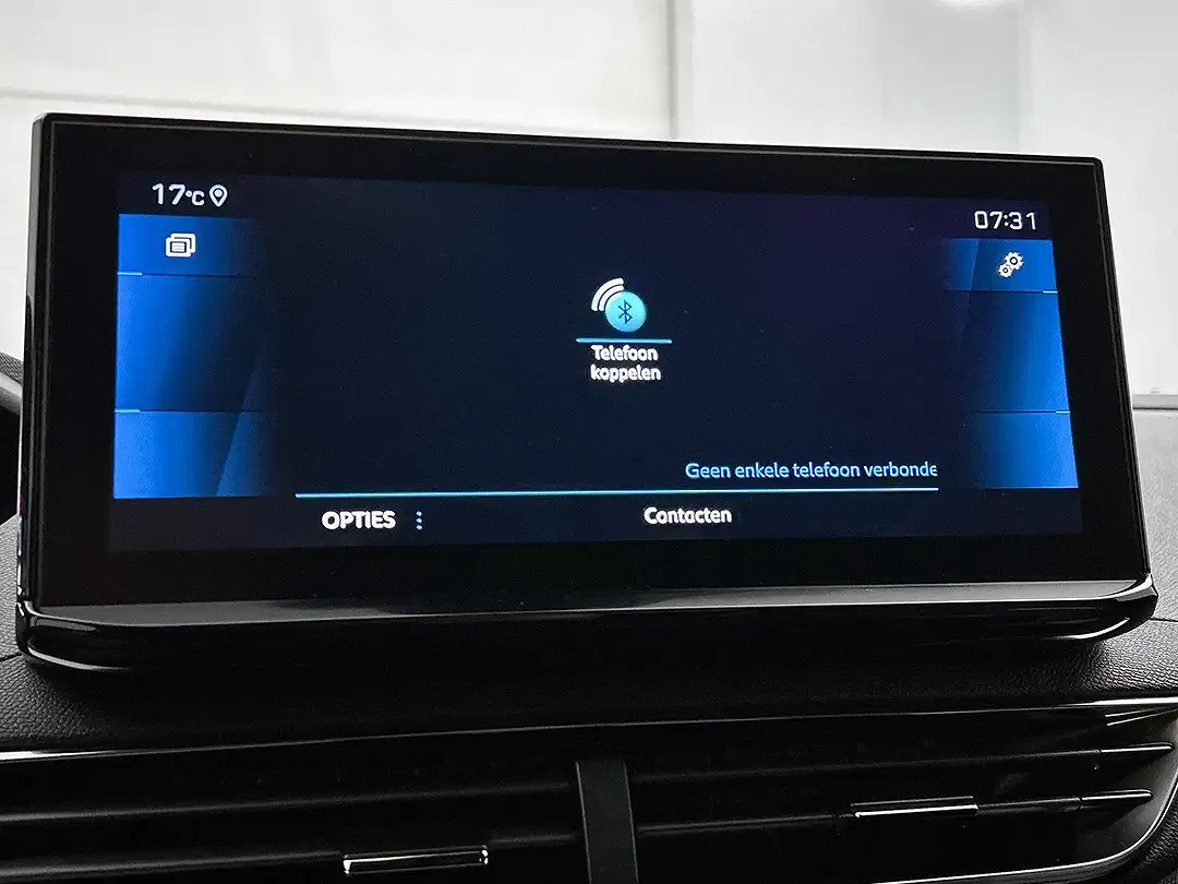 Peugeot 5008 PureTech Allure Pack - Thumbnail 26