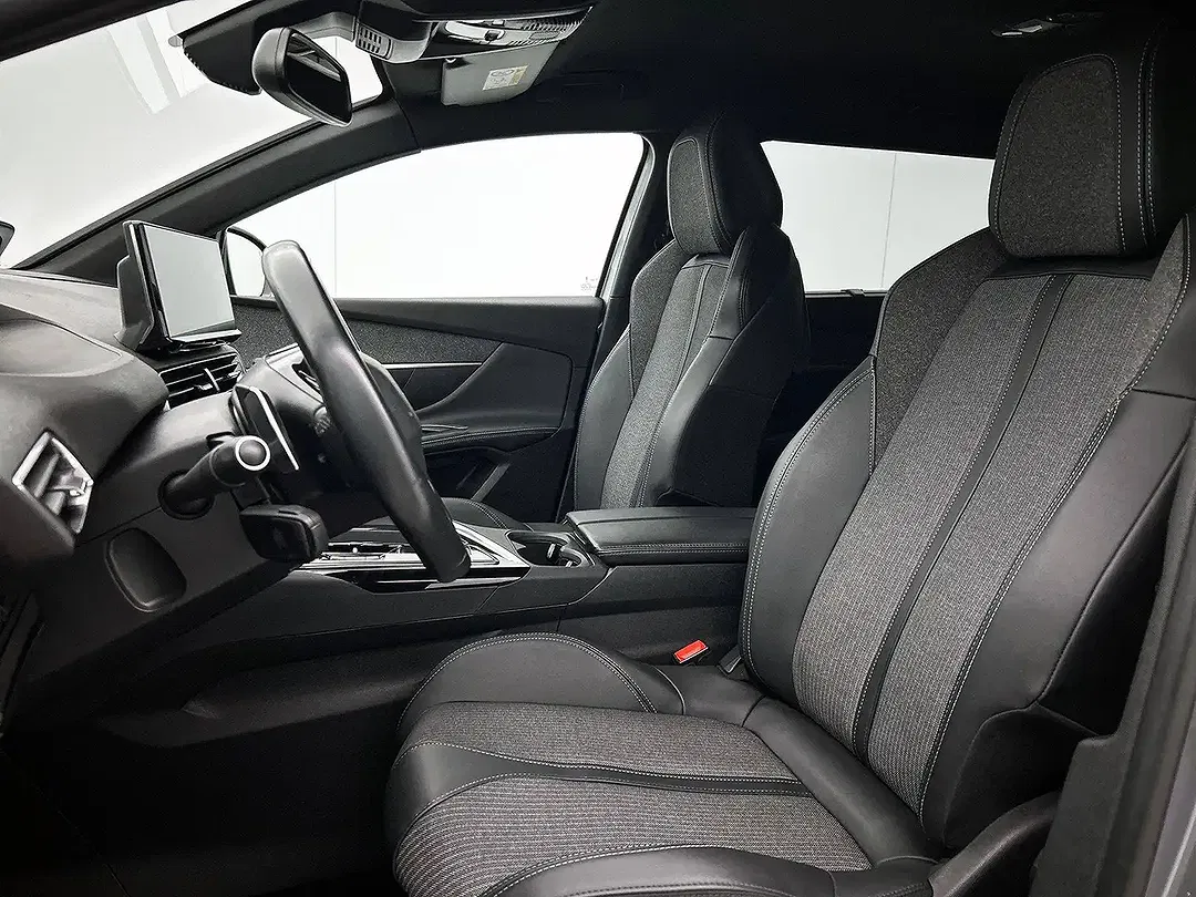 Peugeot 5008 PureTech Allure Pack - Thumbnail 7