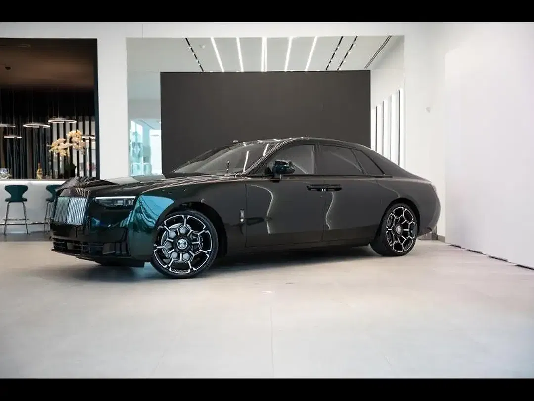 Rolls-Royce Ghost Black Badge - foto 1