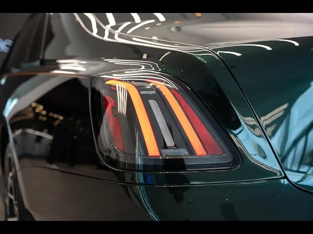 Rolls-Royce Ghost Black Badge - Thumbnail 14