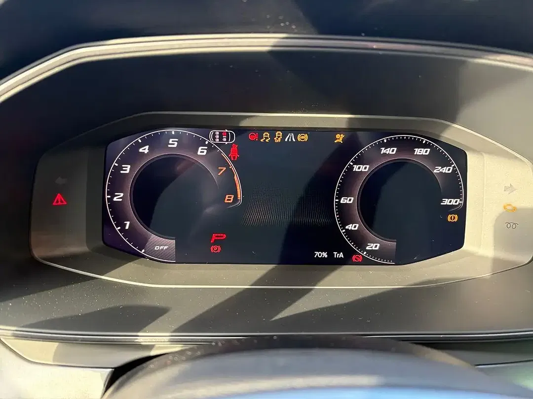 CUPRA Leon 1.5 eTSI - Thumbnail 12