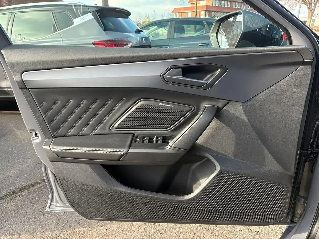 CUPRA Leon 1.5 eTSI - Thumbnail 14