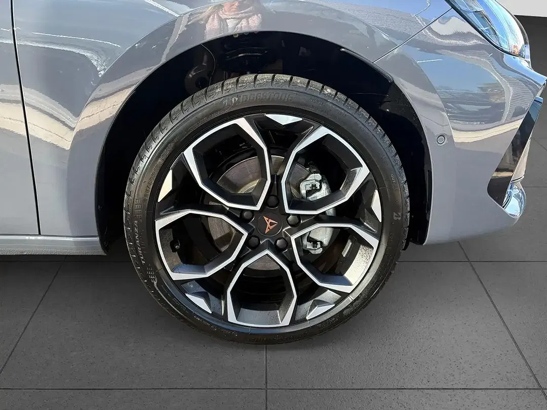 CUPRA Leon 1.5 eTSI - Thumbnail 5