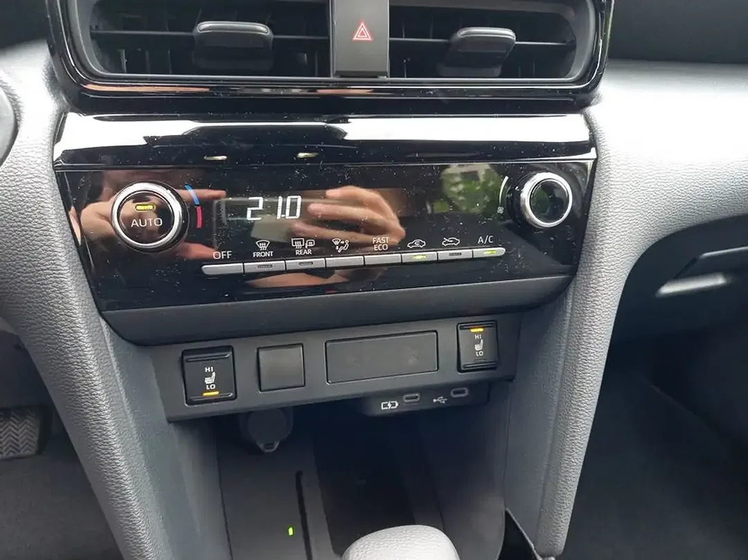 Toyota Yaris Cross 1.5 VVT-i Hybrid Teamplayer - Thumbnail 13