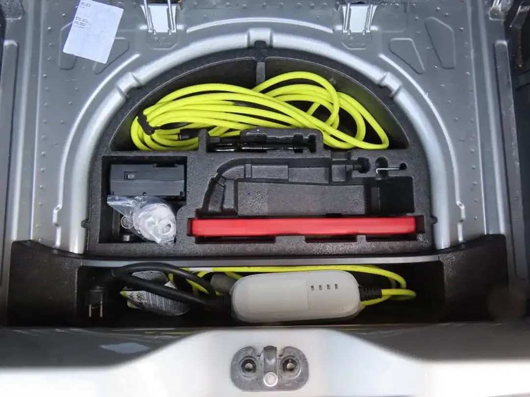 SEAT Mii EV Plus - Thumbnail 12