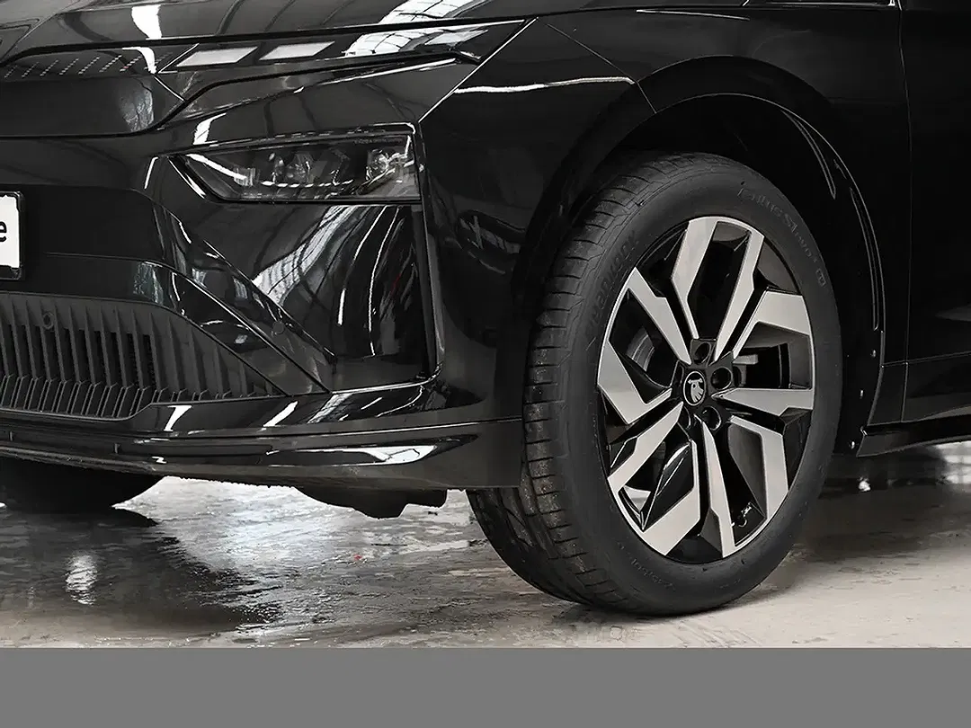 Skoda Enyaq 60 Coupé Sportline - Thumbnail 5