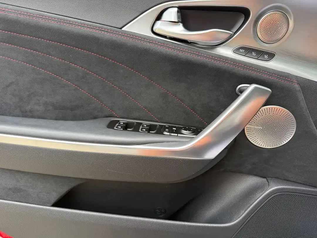 Kia Stinger 4WD GT - foto 15