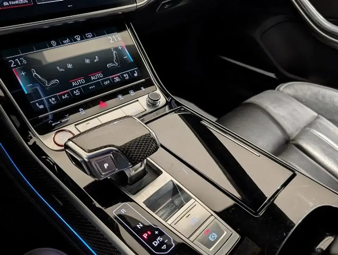 Audi S8 quattro Matrix LED - Thumbnail 11