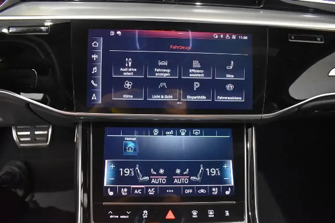 Audi S8 quattro Matrix LED - Thumbnail 13