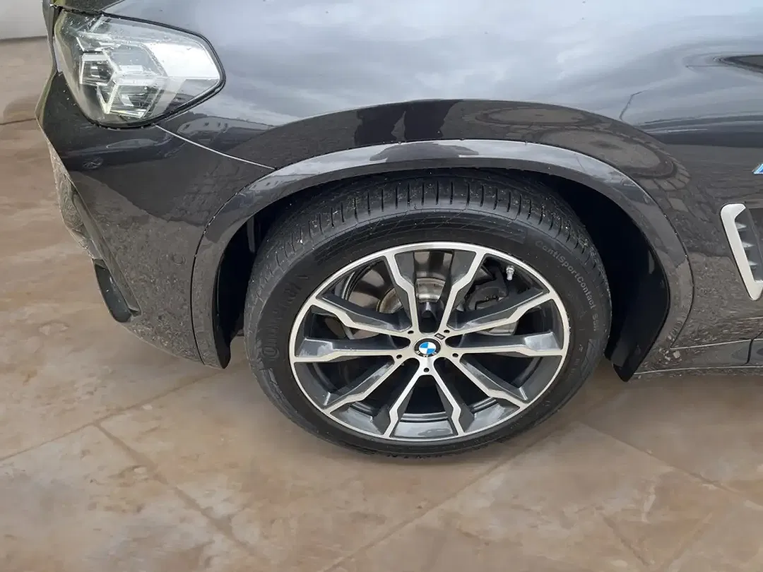 BMW X3 xDrive M Sport - Thumbnail 2