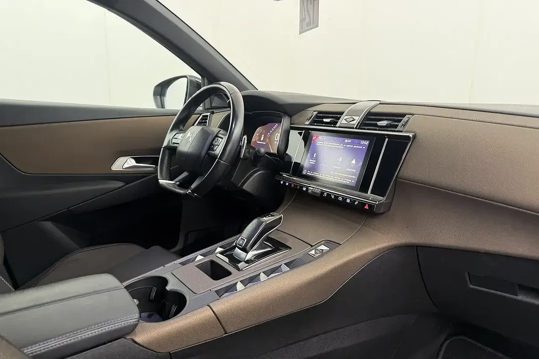 DS Automobiles DS 7 Crossback - Thumbnail 14