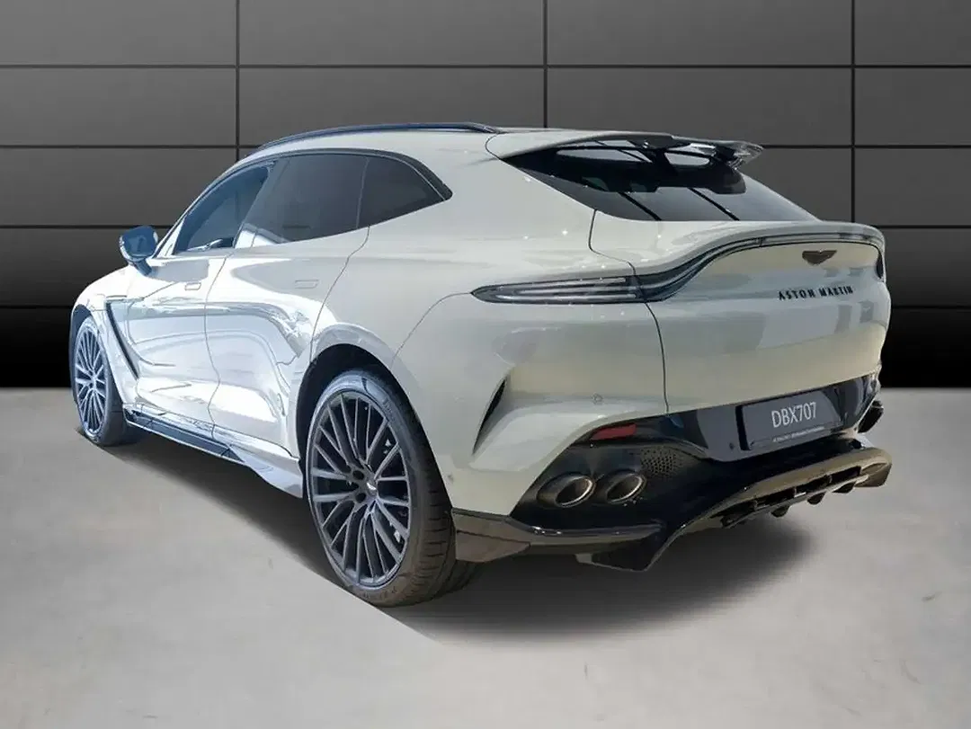 Aston Martin DBX 707 - foto 2