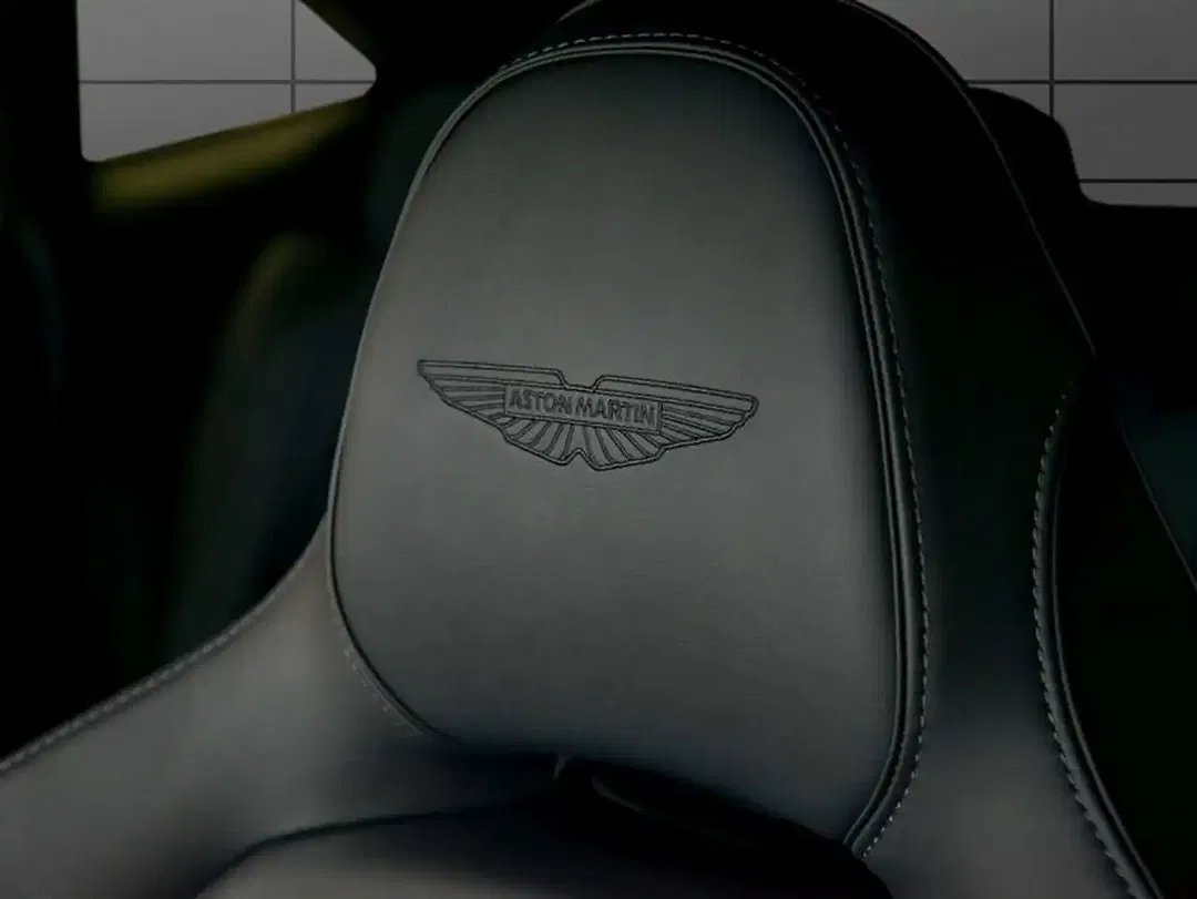 Aston Martin DBX 707 - Thumbnail 6