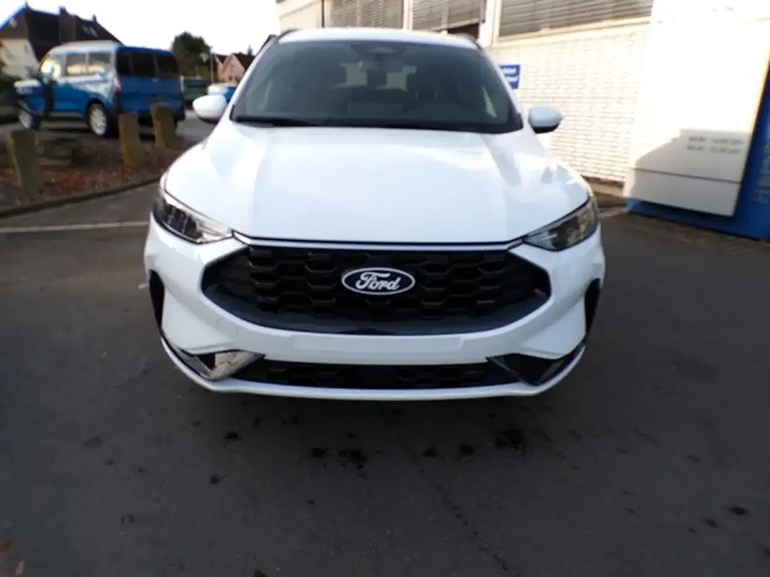 Ford Kuga 1.5 AUT ST-Line - Thumbnail 2