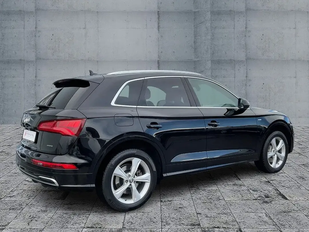 Audi Q5 50 TFSI e quattro sport - Thumbnail 6