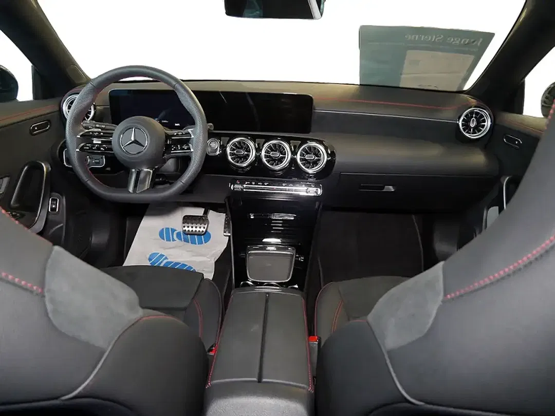 Mercedes-Benz CLA 250 AMG Night - Thumbnail 8