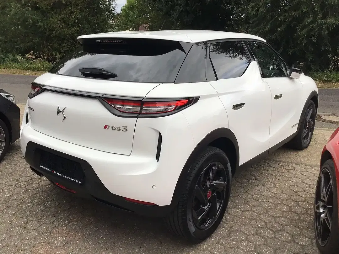 DS Automobiles DS 3 - Thumbnail 6