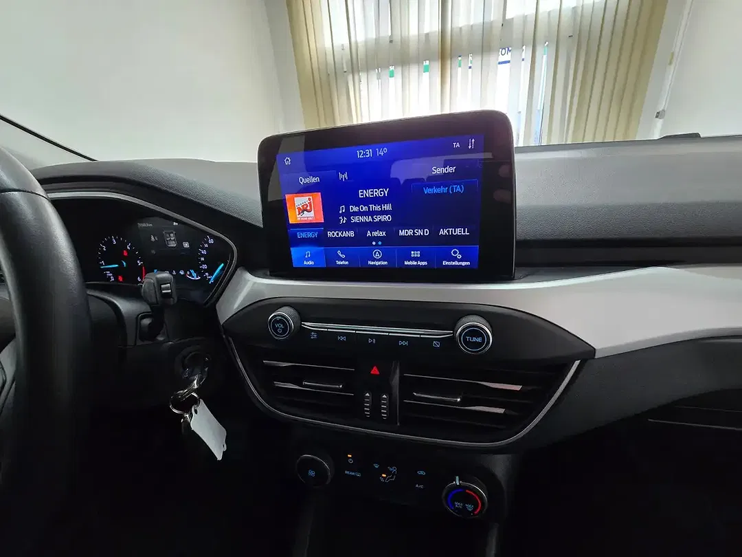 Ford Focus 1.5 TDCi Cool & Connect - Thumbnail 13