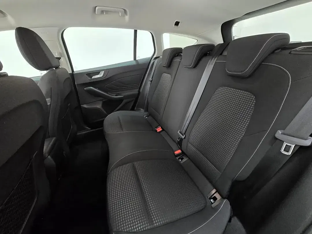 Ford Focus 1.5 TDCi Cool & Connect - Thumbnail 8