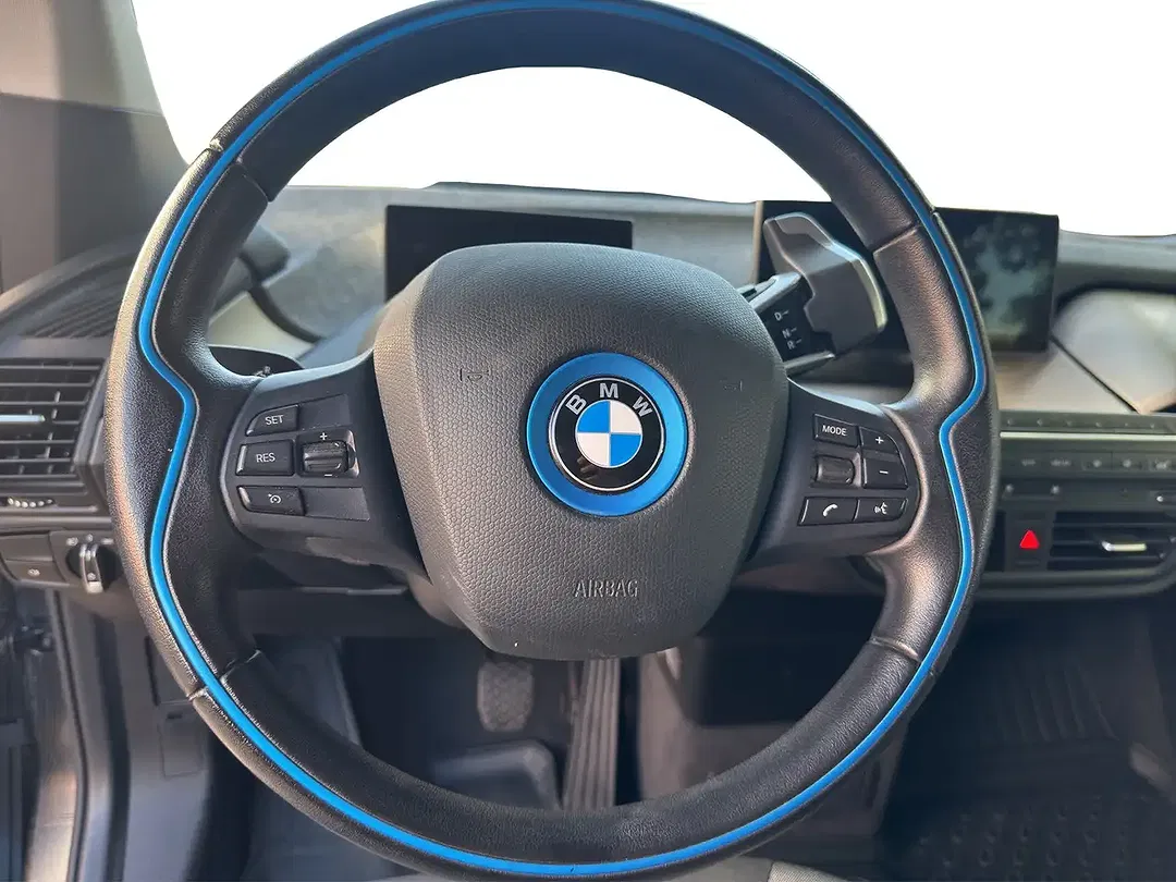 BMW i3 - Thumbnail 10