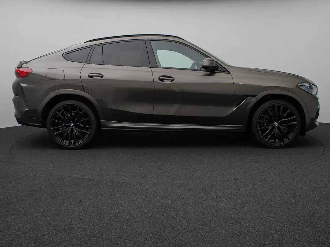 BMW X6 M Individual - Thumbnail 3