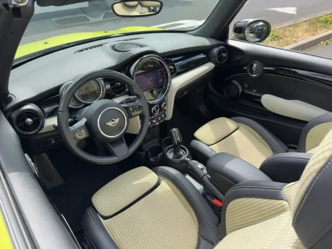 MINI Cooper Cabrio - Thumbnail 6