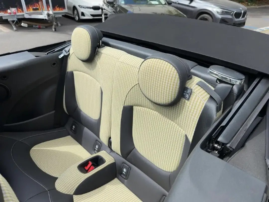 MINI Cooper Cabrio - Thumbnail 7