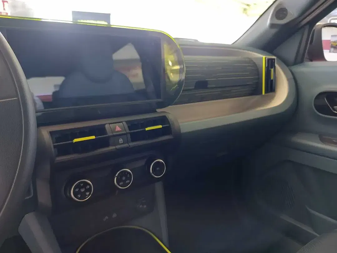 Fiat Grande Panda EV RED - Thumbnail 12
