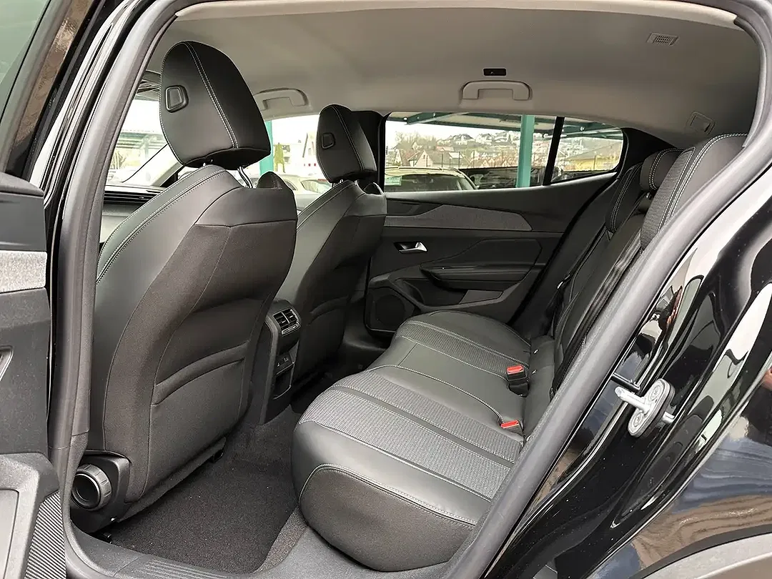 Peugeot 408 136 Hybrid Allure - Thumbnail 10
