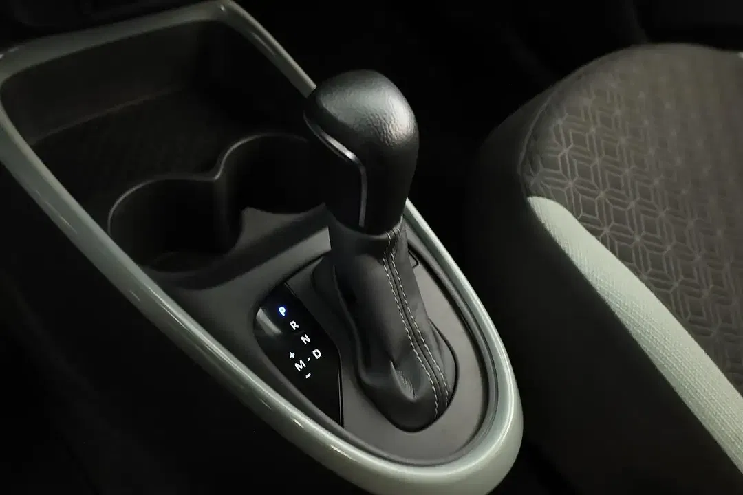 Toyota Aygo X CVT Team Deutschland - Thumbnail 14