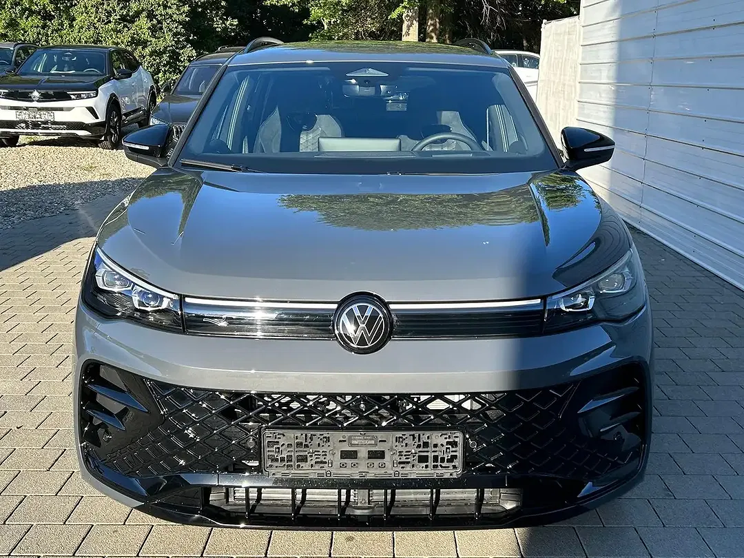 Volkswagen Tiguan 1.5 eTSI DSG R-Line - foto 2