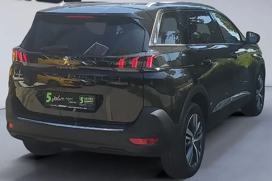 Peugeot 5008 130 PureTech Allure Pack - Thumbnail 3