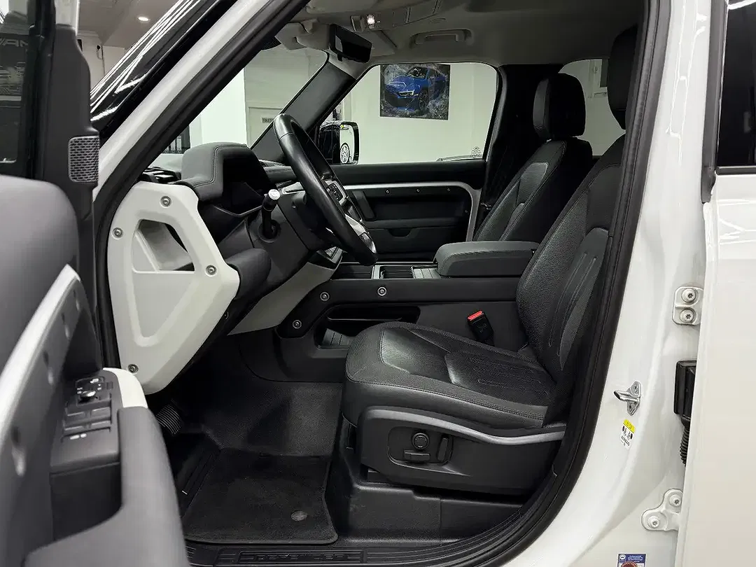 Land Rover Defender D250 110 SE - Thumbnail 10