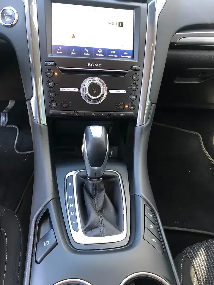 Ford Mondeo 2.0 Hybrid AUT Titanium - Thumbnail 8