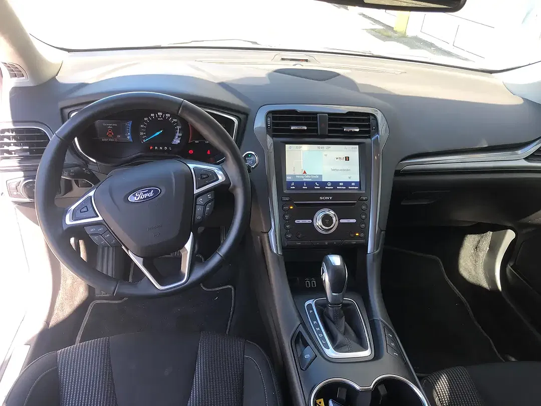 Ford Mondeo 2.0 Hybrid AUT Titanium - Thumbnail 9