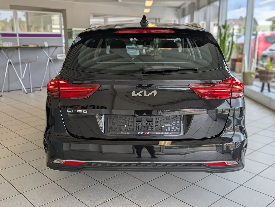 Kia Ceed SW / cee'd SW 1.5 DCT Spirit - Thumbnail 6