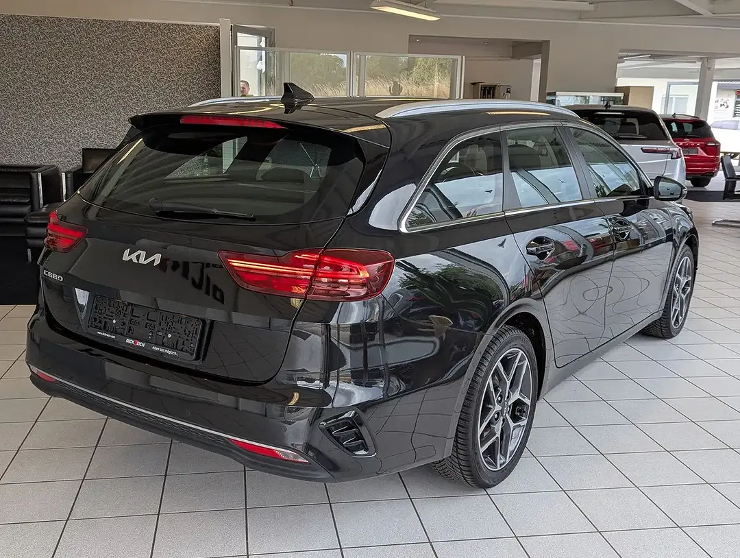 Kia Ceed SW / cee'd SW 1.5 DCT Spirit - Thumbnail 7