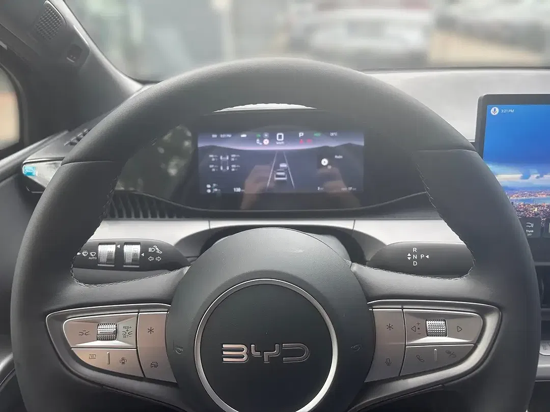 BYD Dolphin DM-i AUT - Thumbnail 9
