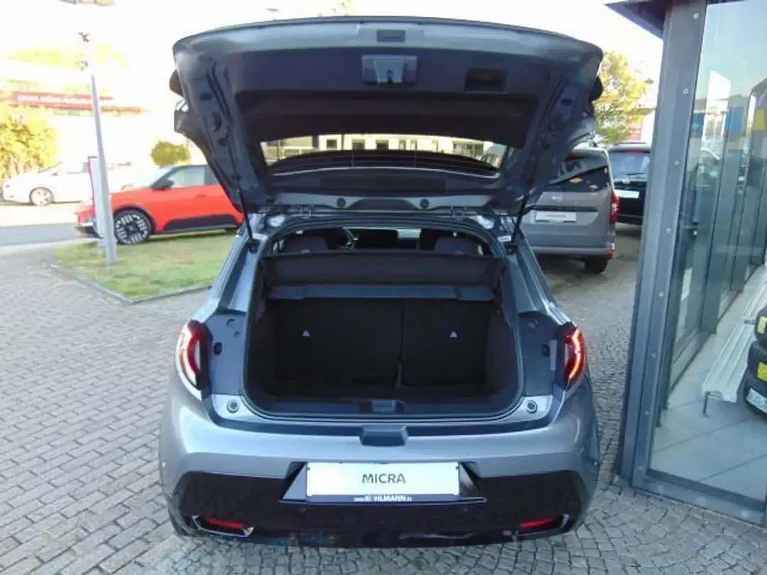 Nissan Micra - Thumbnail 5