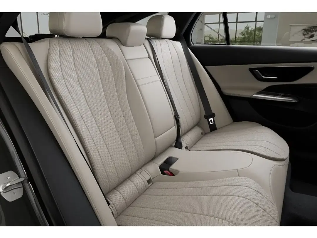 Mercedes-Benz E 300 4MATIC All-Terrain - Thumbnail 9