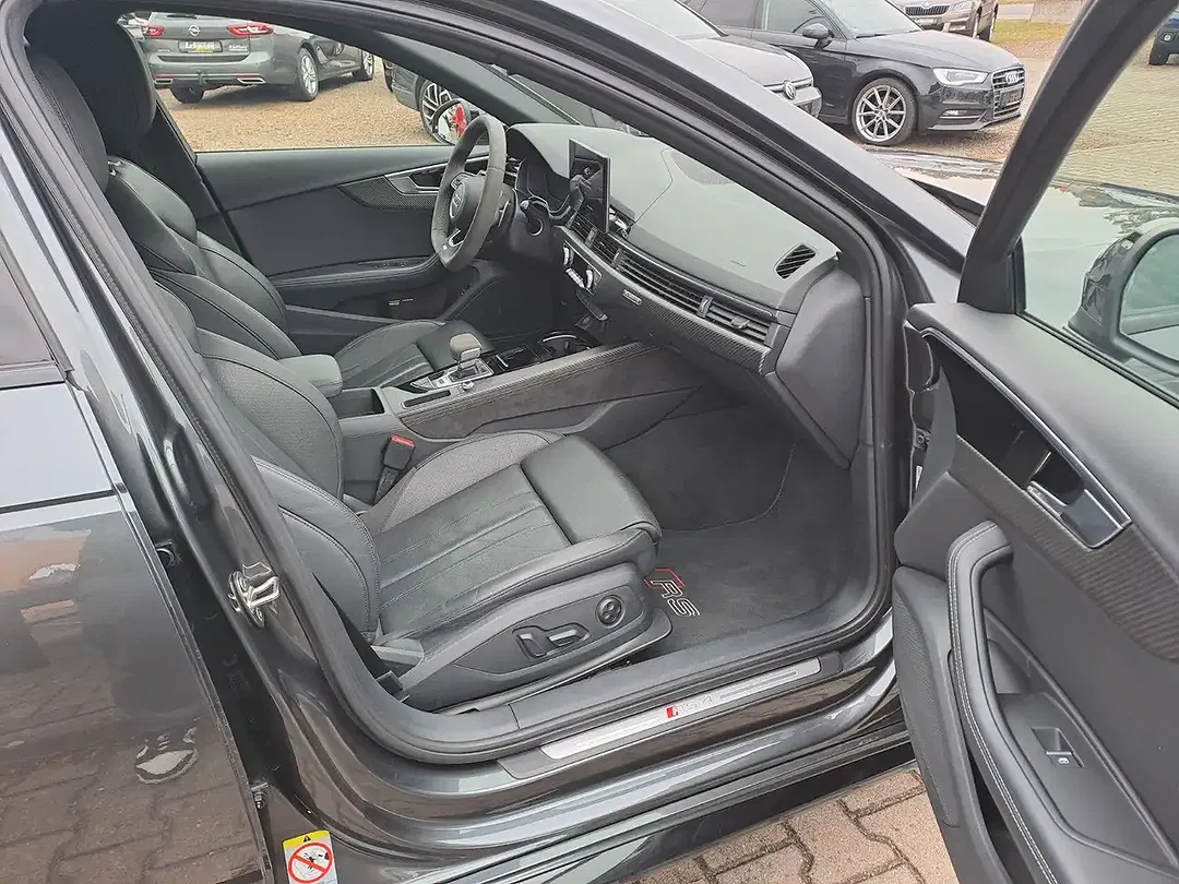 Audi RS4 2.9 TFSI quattro Avant - Thumbnail 12