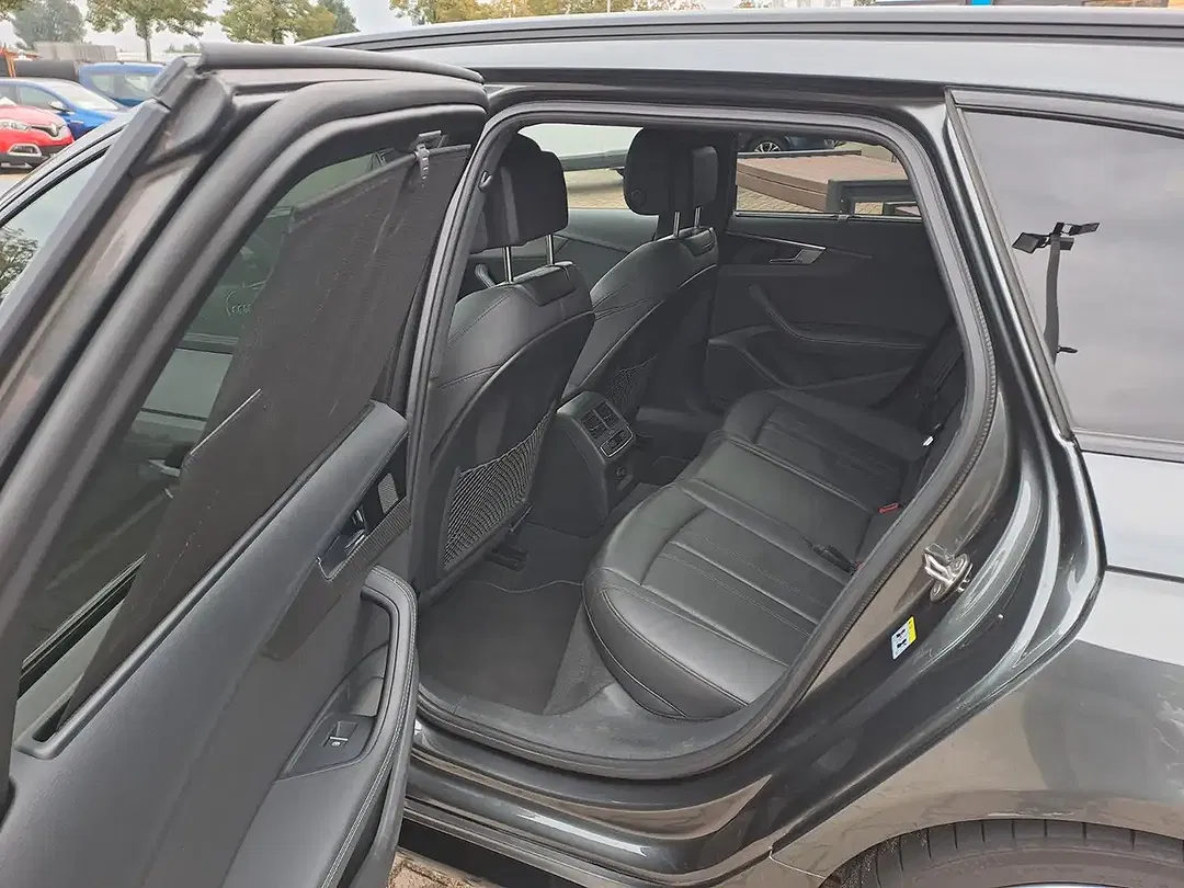 Audi RS4 2.9 TFSI quattro Avant - Thumbnail 13