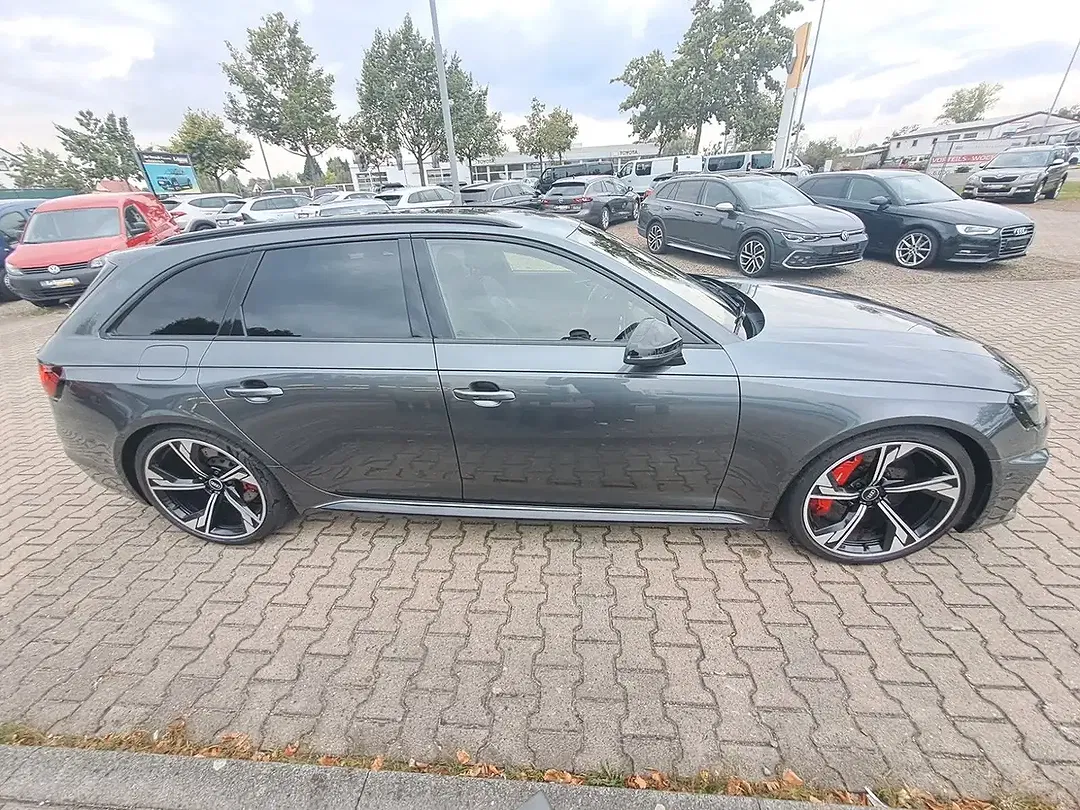 Audi RS4 2.9 TFSI quattro Avant - Thumbnail 4