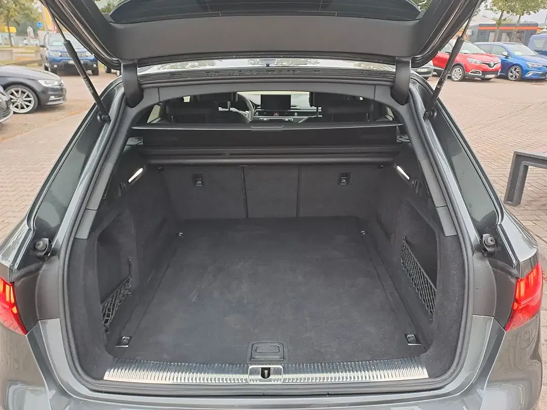 Audi RS4 2.9 TFSI quattro Avant - Thumbnail 9