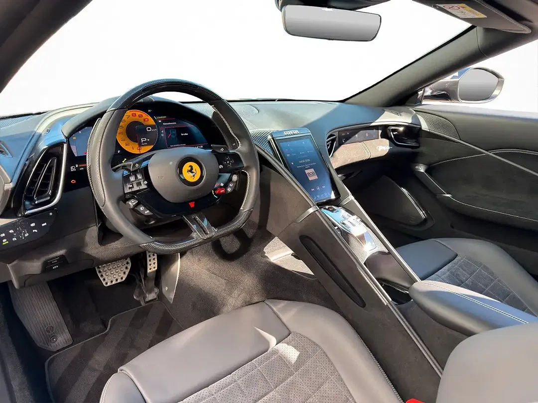 Ferrari Roma Spider - Thumbnail 11