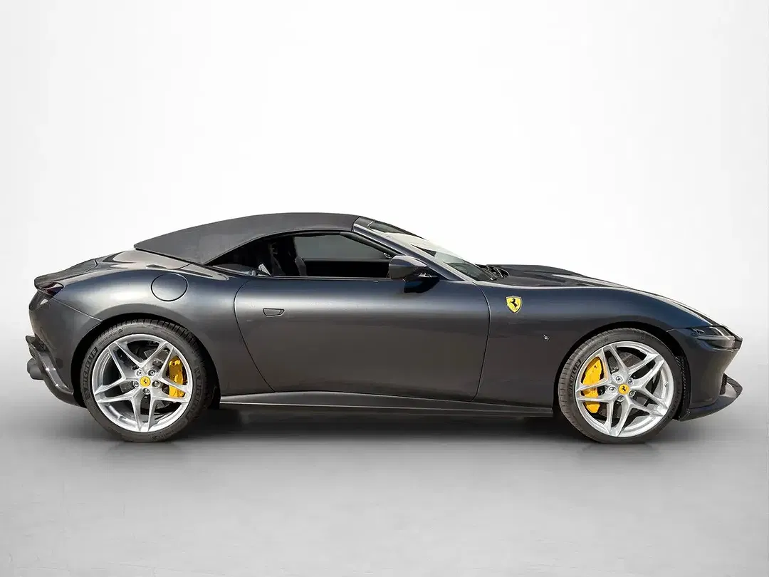 Ferrari Roma Spider - Thumbnail 4