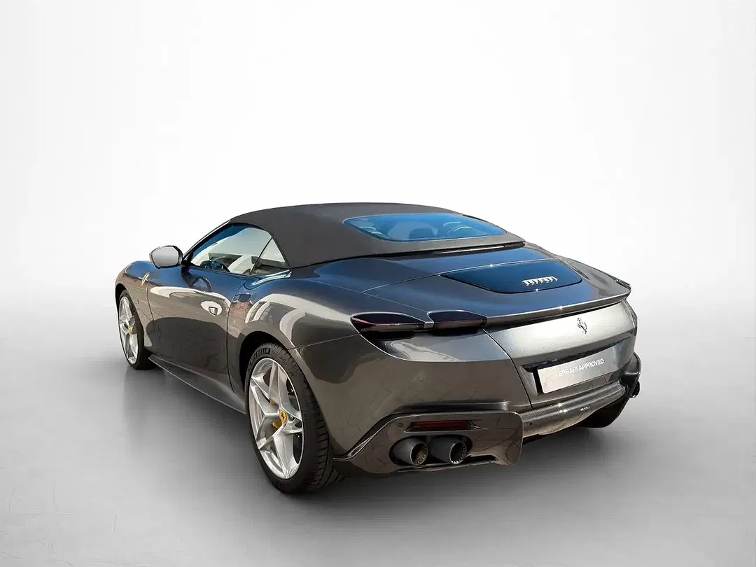 Ferrari Roma Spider - Thumbnail 5